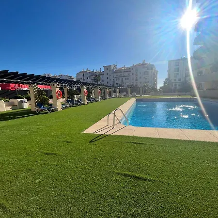Heart Of Puerto Banus Newly Renavated Free Parking , Wifi ,pool,gym,padel Court Apartment